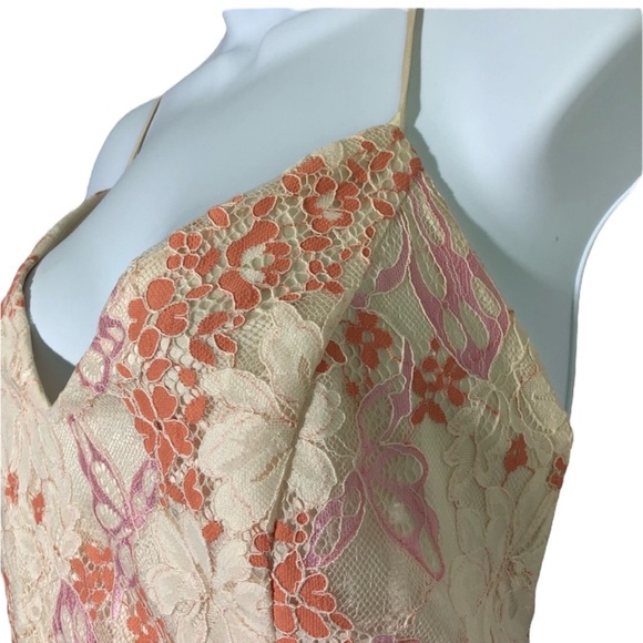 Lovers + Friends Lace Tie Back Dress - Picture 3 of 8